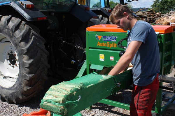 Posch AutoSplit 250 Kindling Firewood Log Machine