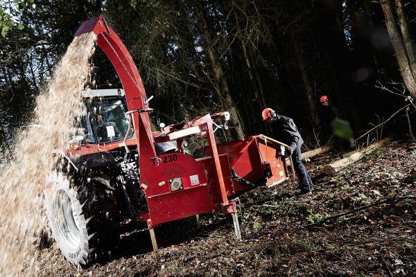 TP 230 PTO Wood Chipper TP 230 PTO Wood Chipper