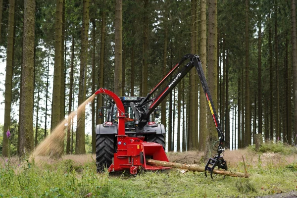 TP 270K Crane Feed PTO Wood Chipper