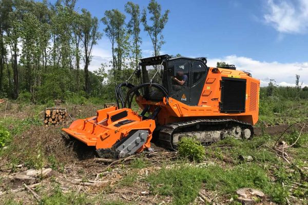 FAE PT-550 Tracked Carrier