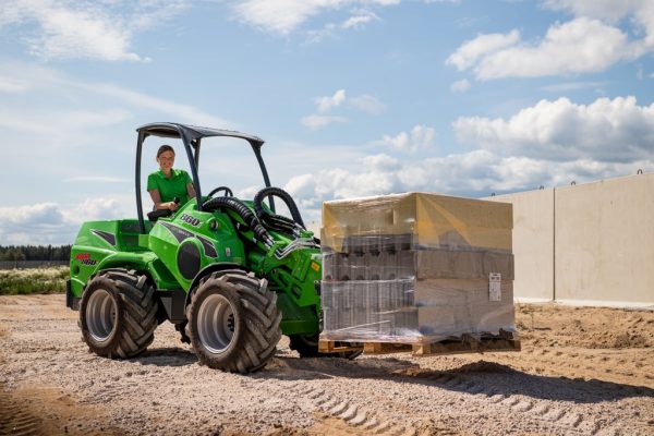 Avant 860i Multi-Functional Loader Avant 860i Multi-Functional Loader