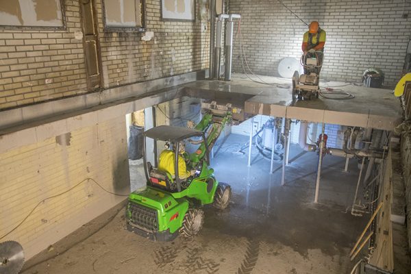 Avant e513 Electric Multi-Functional Loader