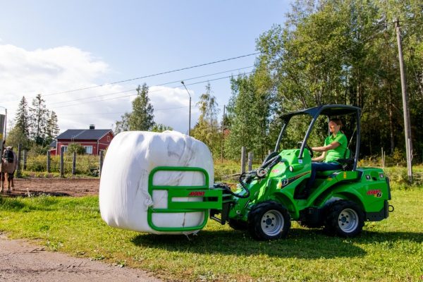 Avant e527 Electric Multi-Functional Loader