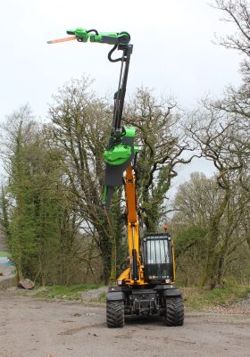 SafeCut Mantis Midi Multi-Axis Pruning Saw and Grapple