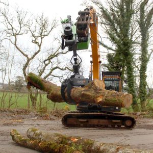 SafeCut Mantis HD Multi-Axis Pruning Saw and Grapple