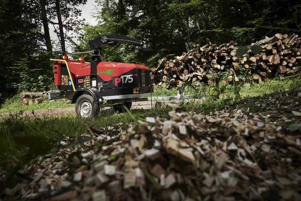 TP 176 ZE Mobile Wood Chipper
