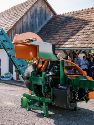 Posch S-376 Circular Saw Firewood Processor